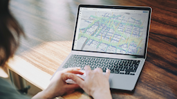 Retail store locator app with HERE Location Services